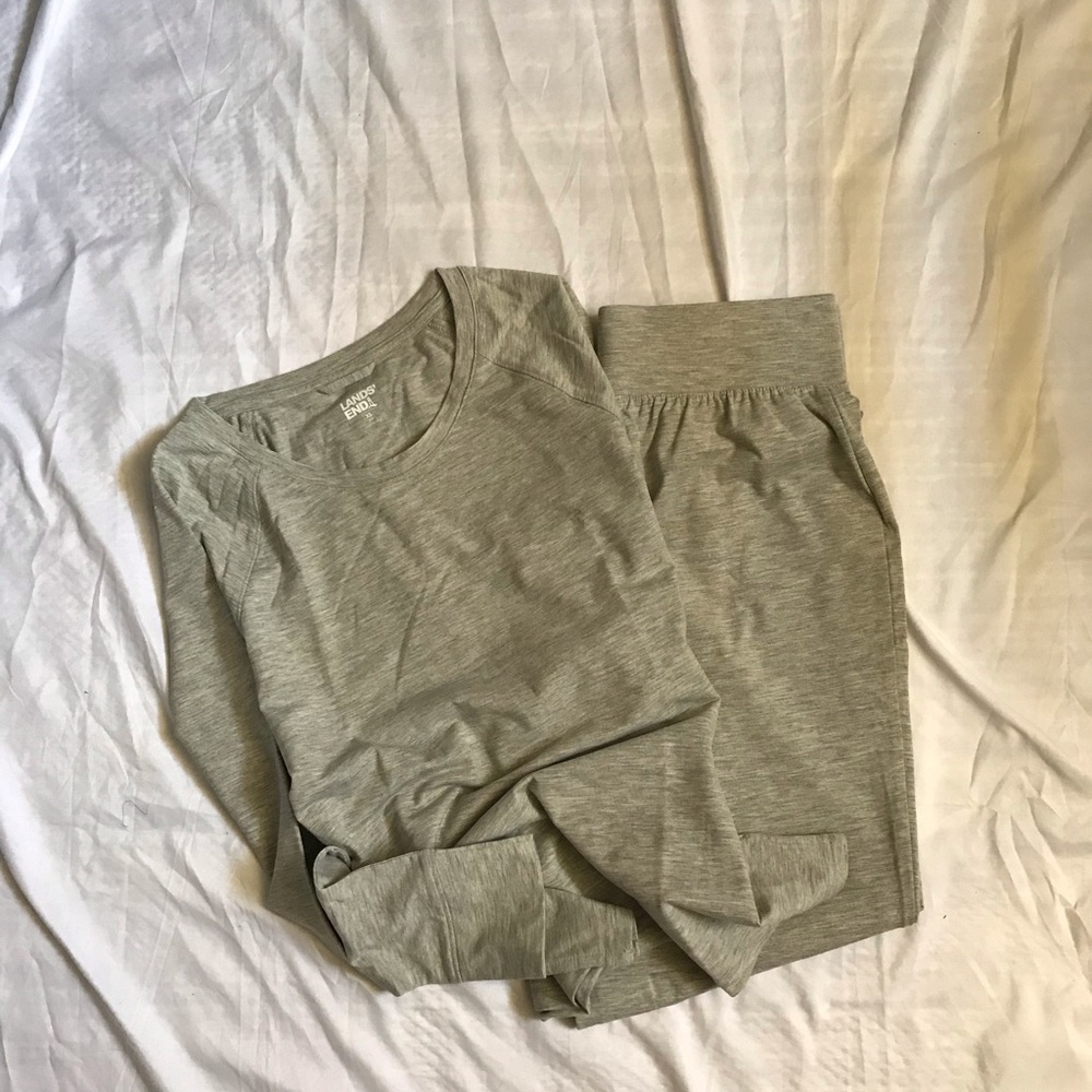 LOUNGEWEAR